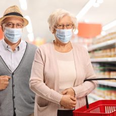 Aposte em bom atendimento e qualidade para conquistar clientes 60+